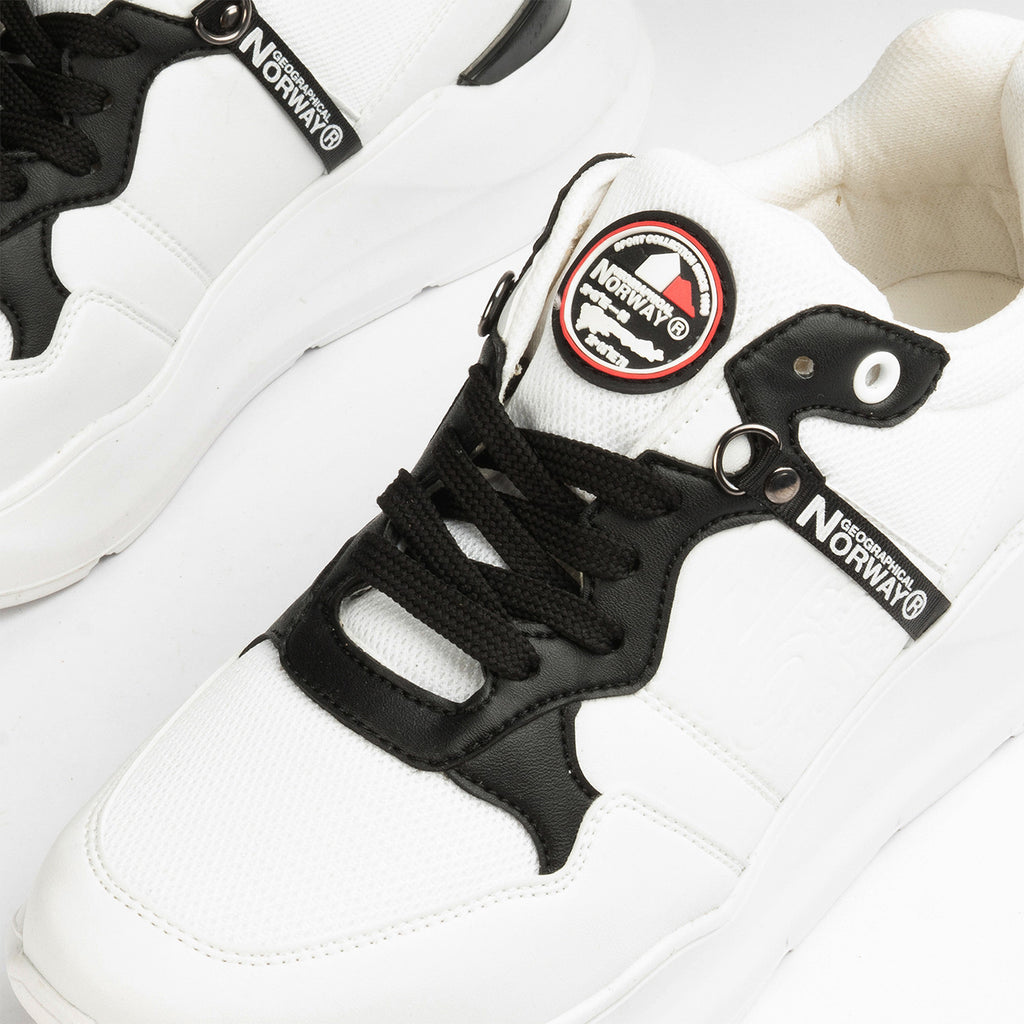 Nicholas Sneaker // White