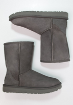 UGG CLASSIC II