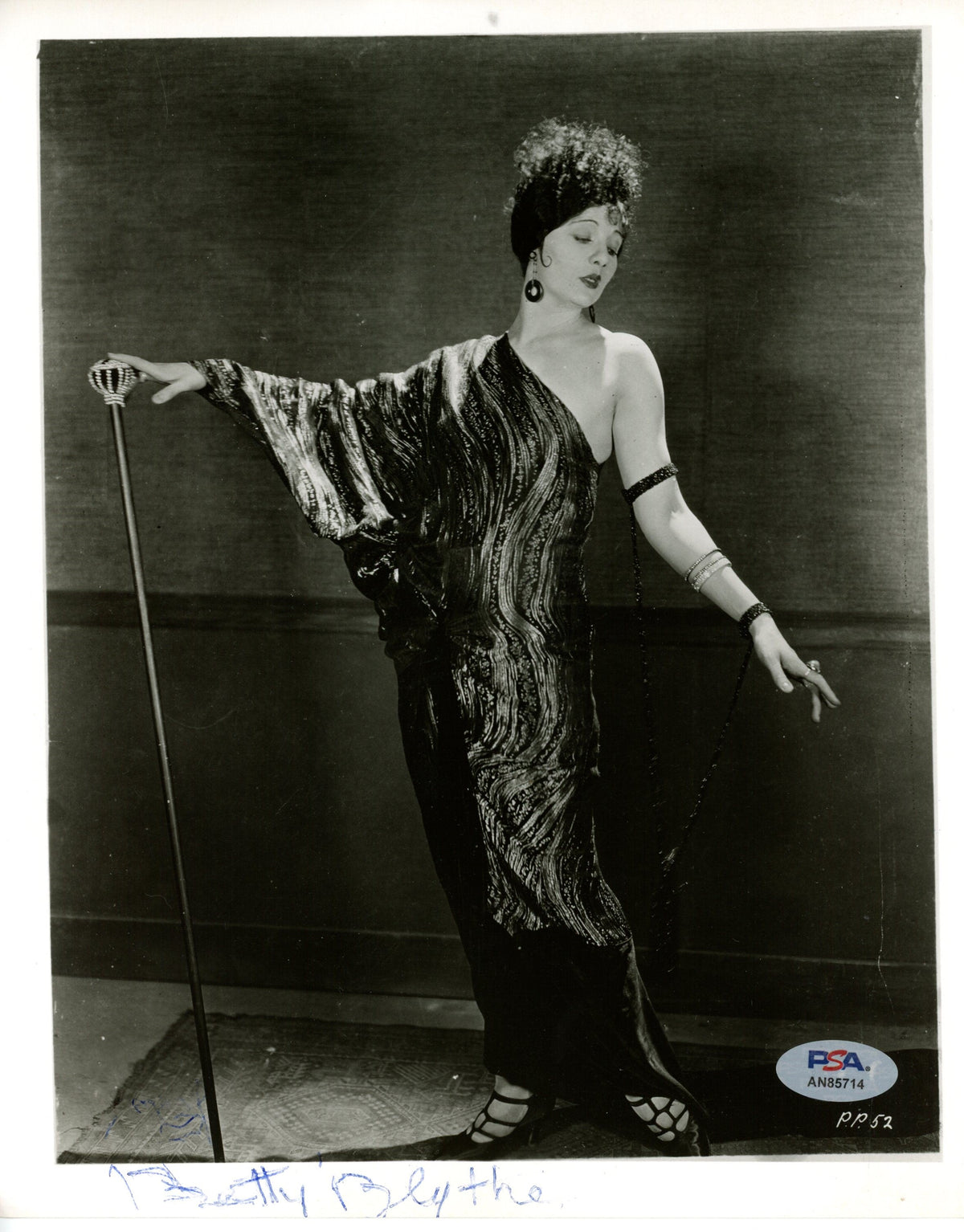 Betty Blythe Signed/Autographed 8x10 B/W Photo "Queen of Sheba" PSA/DNA 192070