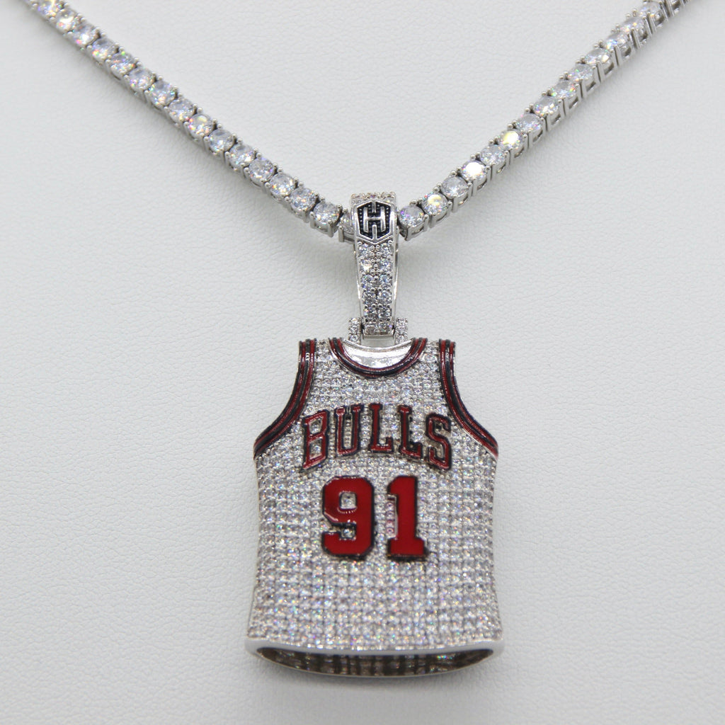Chicago Bulls Dennis Rodman #91 Jersey Pendant Necklace – Premium Zircon Basketball Fan Gift