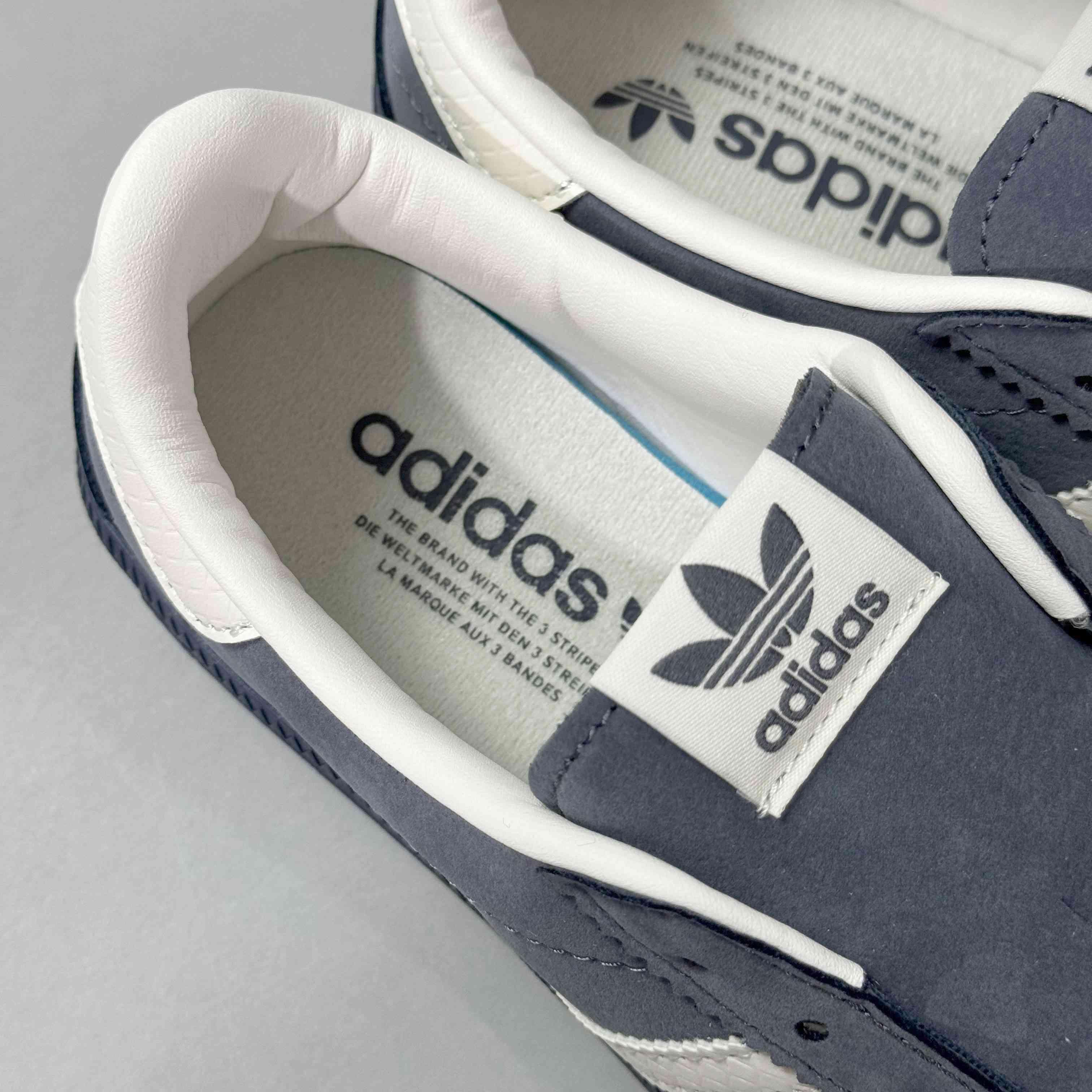 Adidas Originals Bermuda 'Preloved Ink'