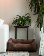 Chester & Lee | Milk Chocolate Sleeper Dog Bed