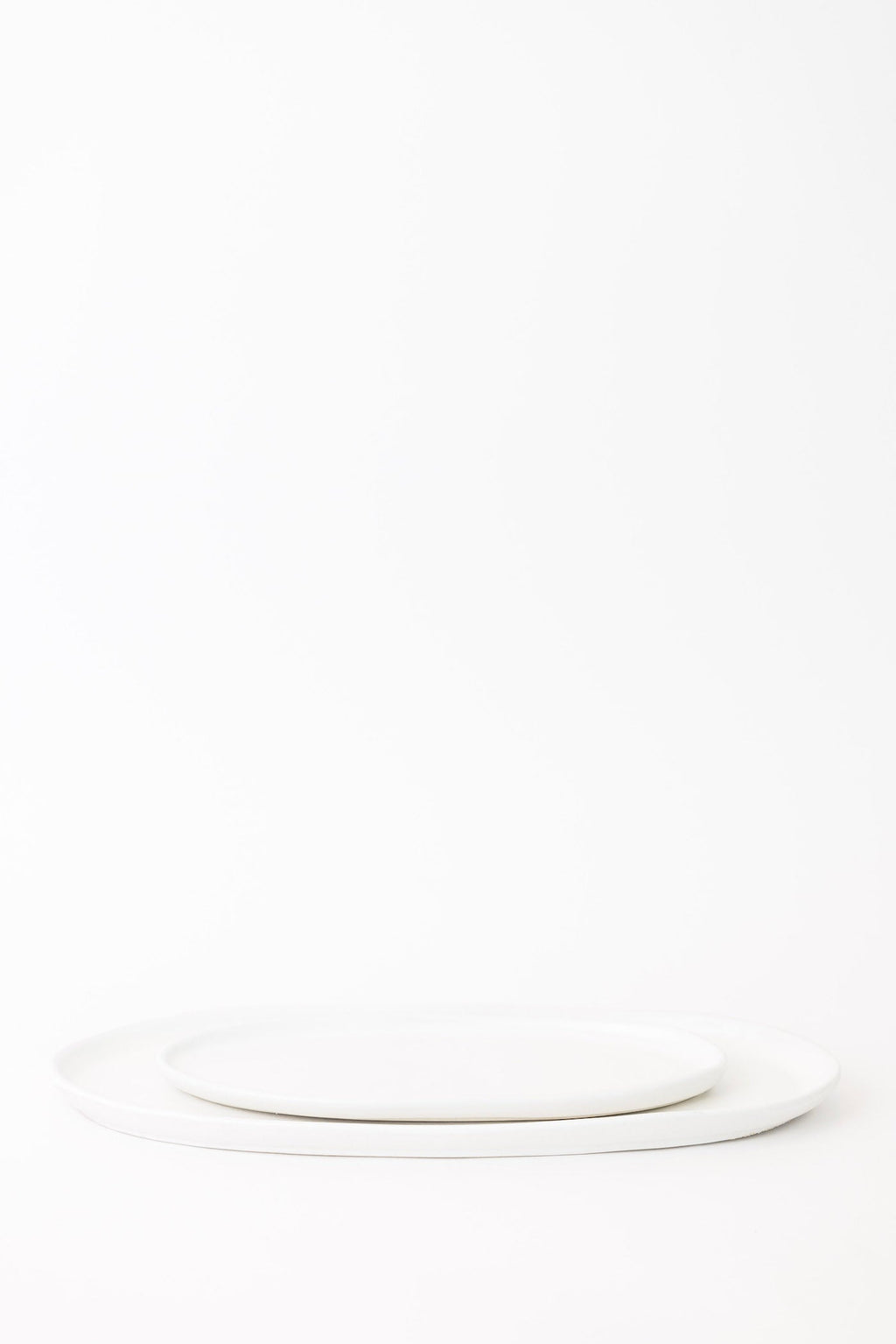 Ines Oval Lipped Serving Plate - Matte White - Set of 2