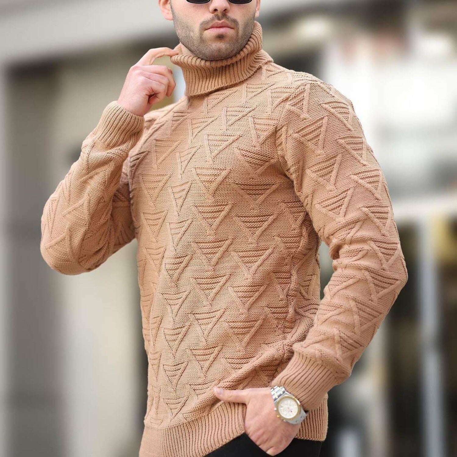 Turtleneck Cableknit Sweater // Camel