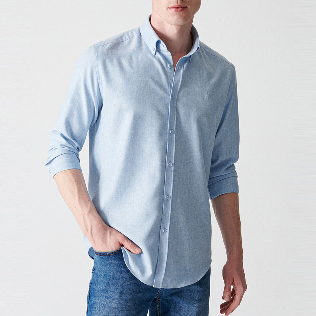 Button-Up Shirt // Light Blue
