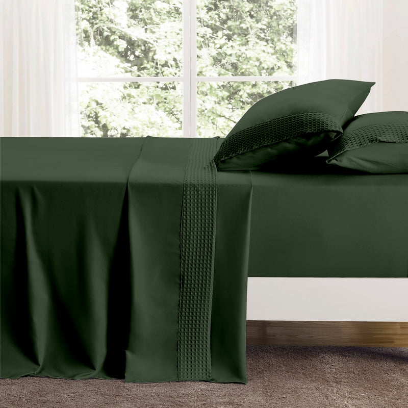 Bamboo 4 Piece 1800 Thread Count luxurious Ultra-soft Waffle Hem Sheet Set