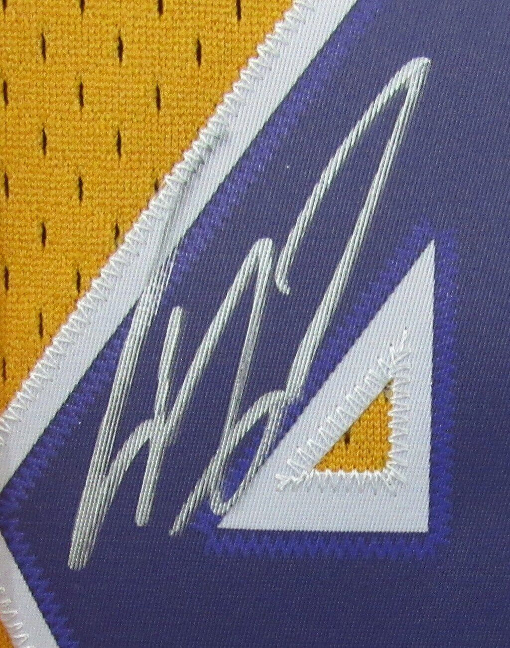 Shaquille O'Neal HOF Autographed Mitchell & Ness Jersey Lakers Beckett 176384