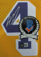 Shaquille O'Neal HOF Autographed Mitchell & Ness Jersey Lakers Beckett 176384