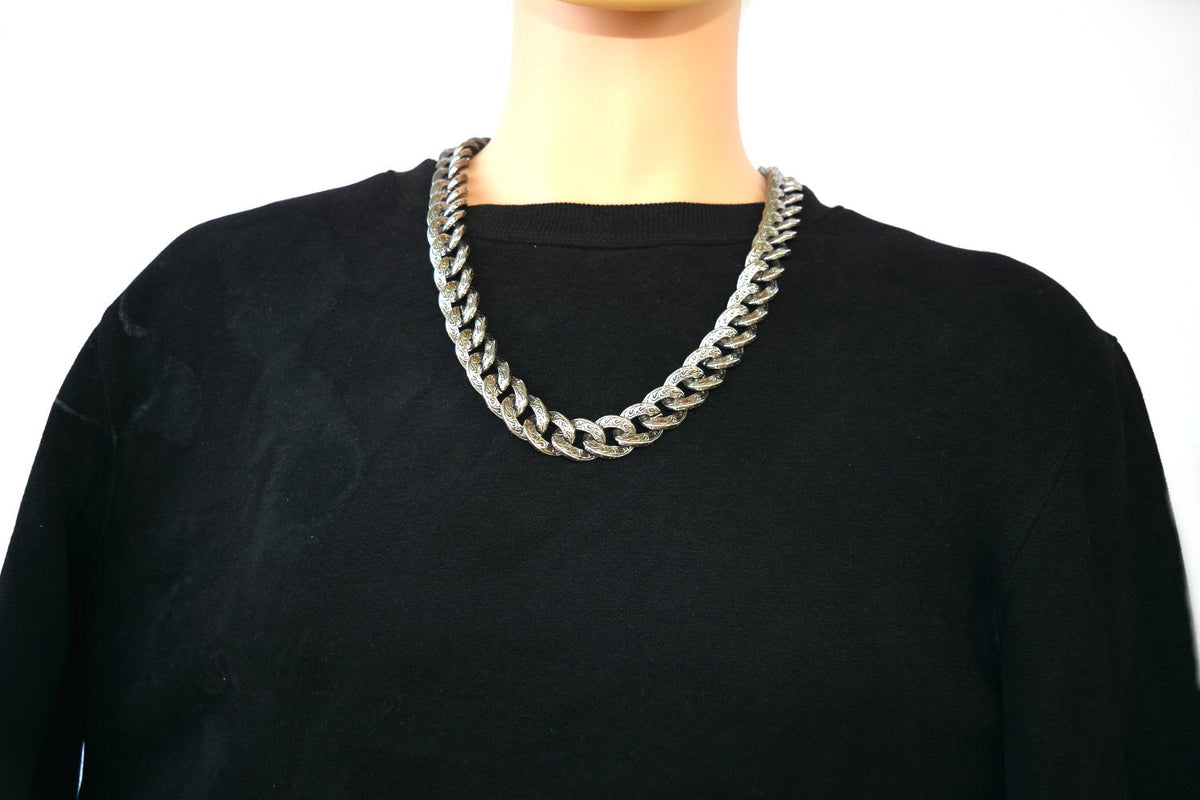 SK1792N Necklace 26" Stainless Steel 3/4" Wide Tatoo Hook Link Design