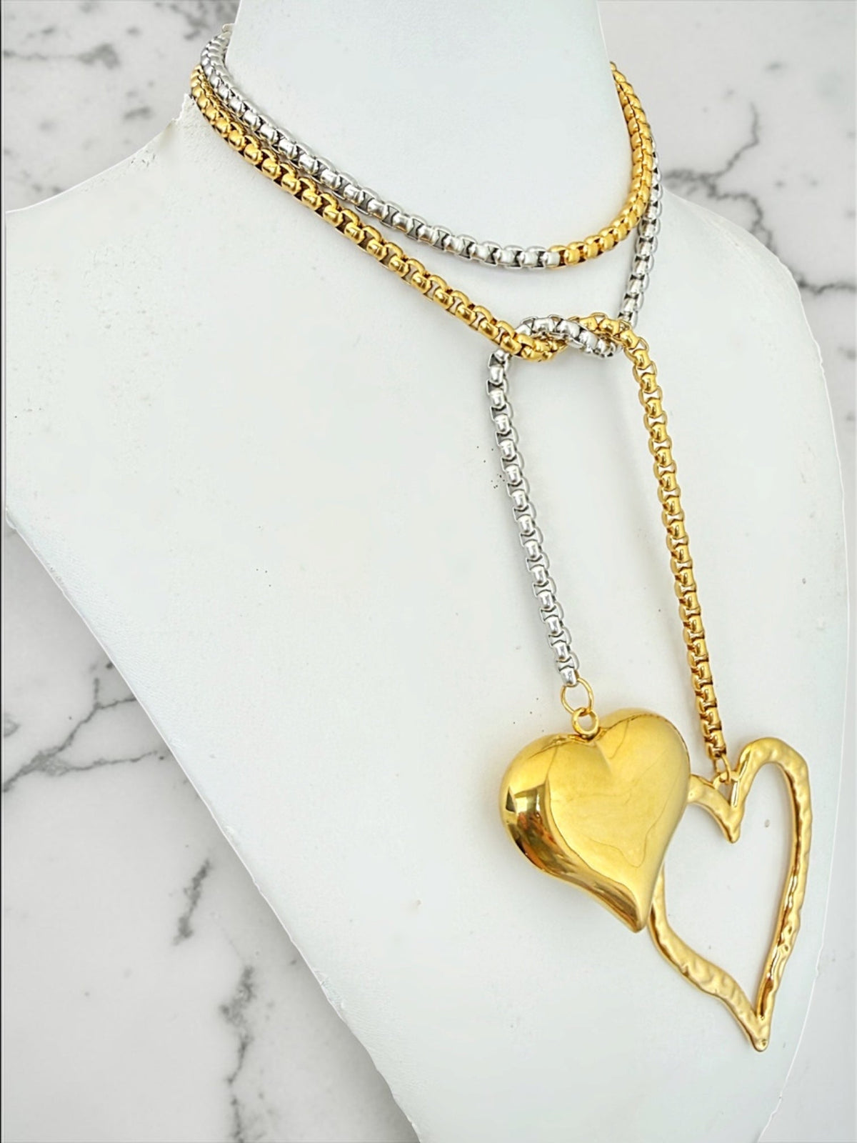Yia lariat heart necklace