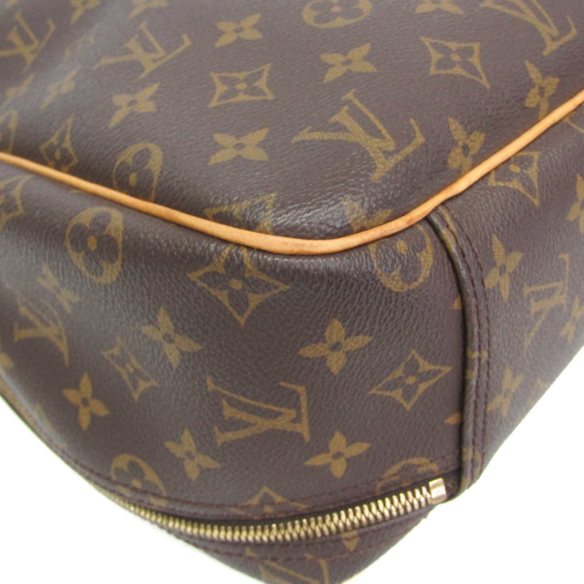 Louis Vuitton Excursion · Monogram
