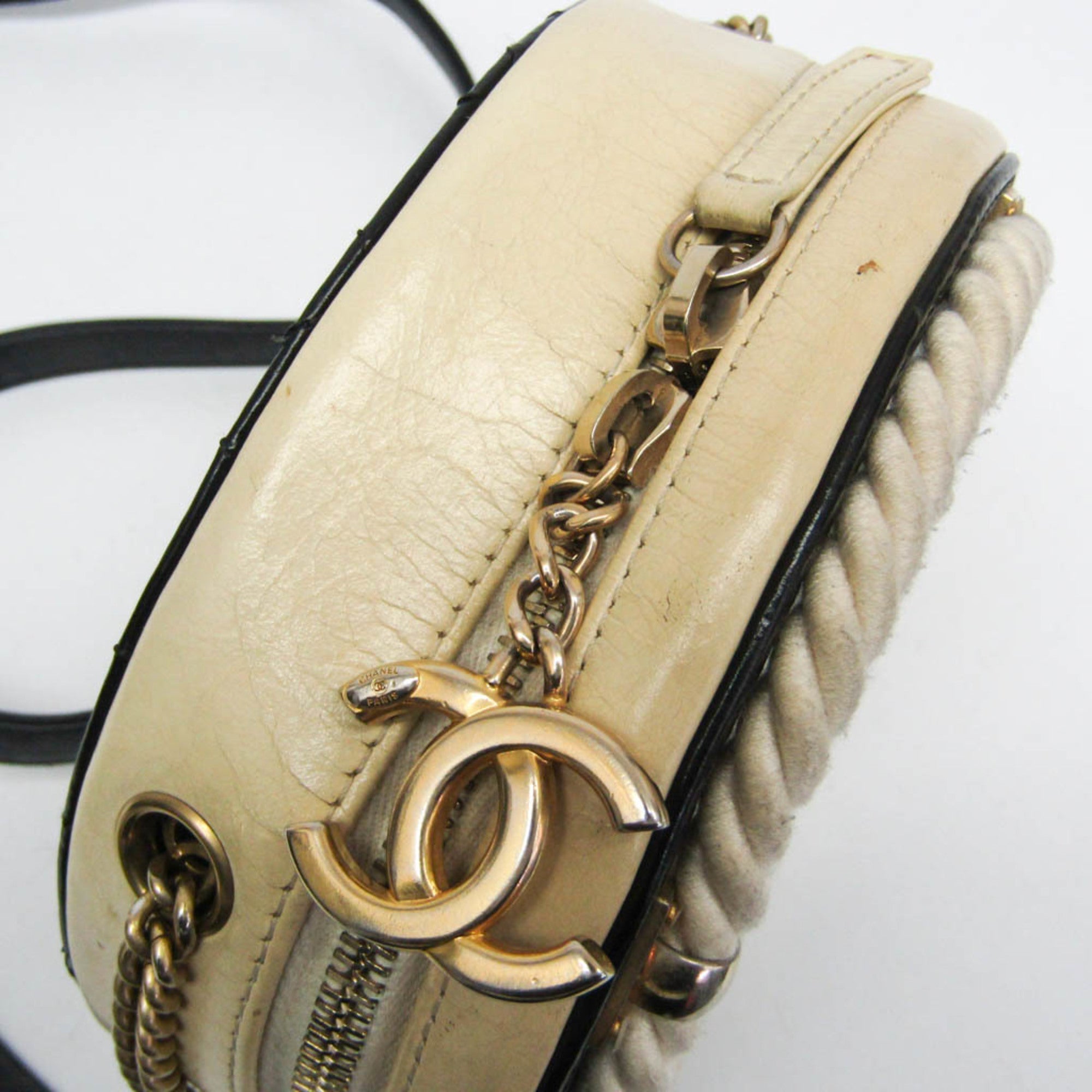 Chanel Coco Mark · Round Chain · Leather