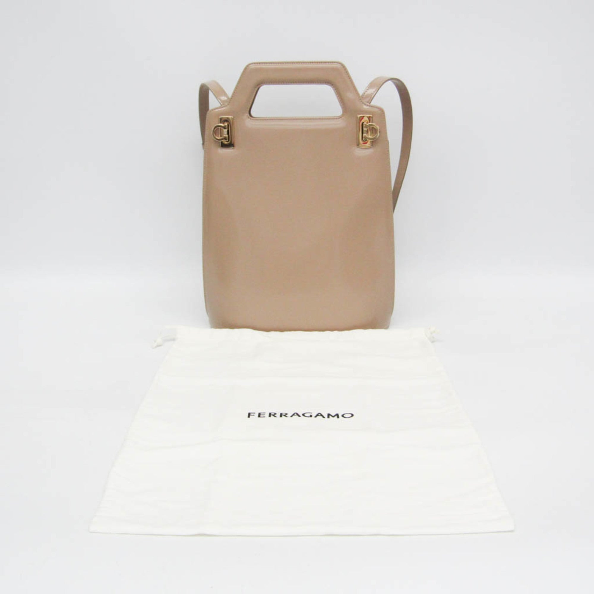 Salvatore Ferragamo Gancini · Leather