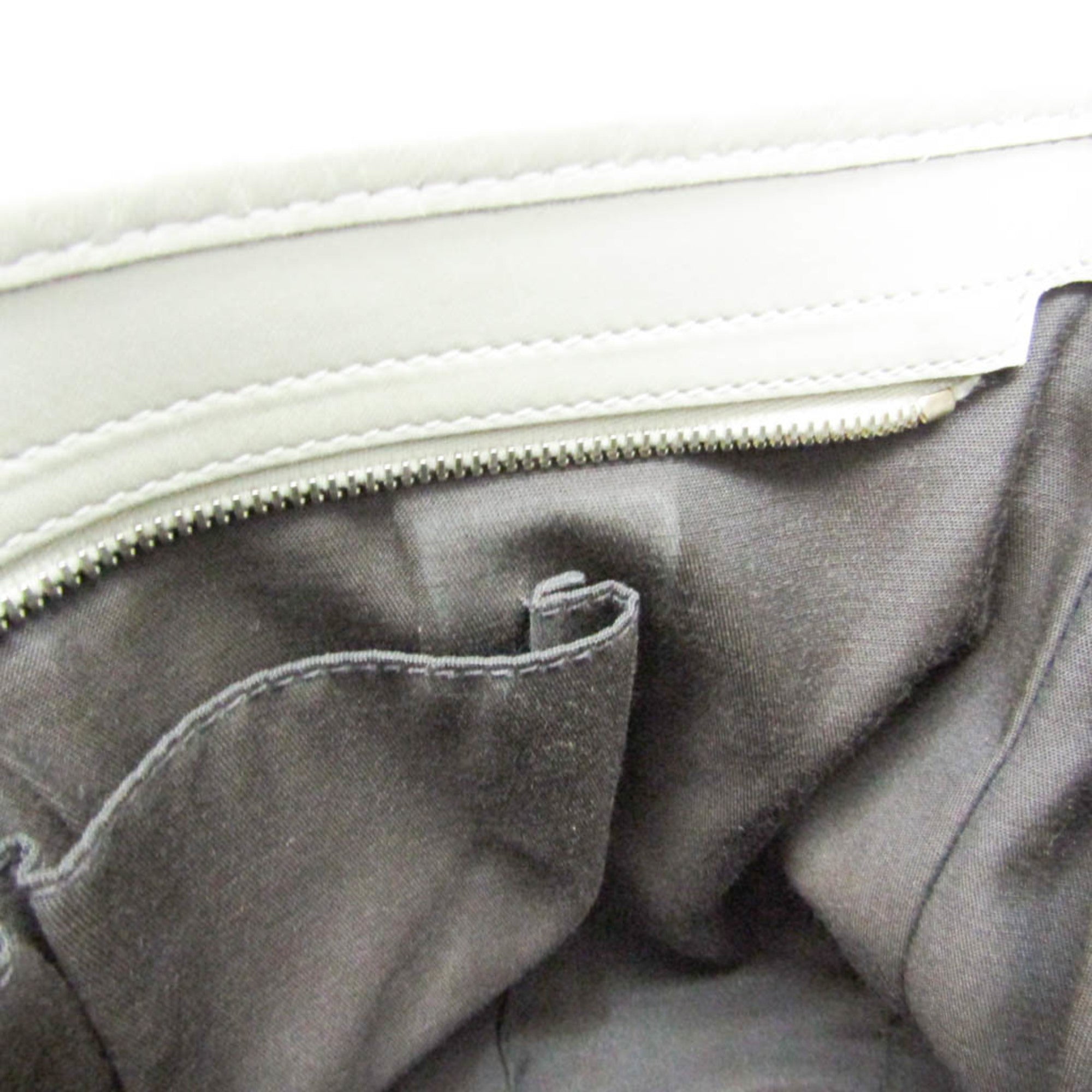 Gucci GG Canvas · Leather Shoulder Bag