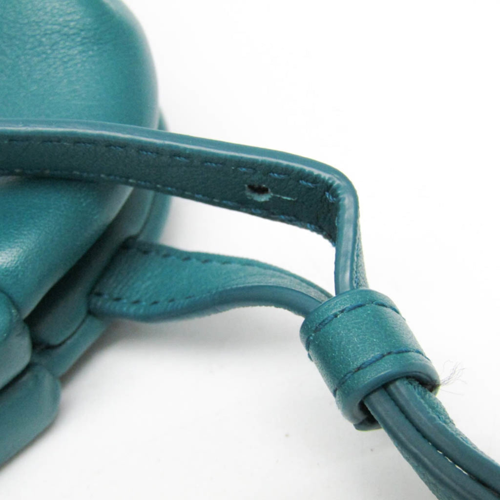Bottega Veneta Point Small · Leather