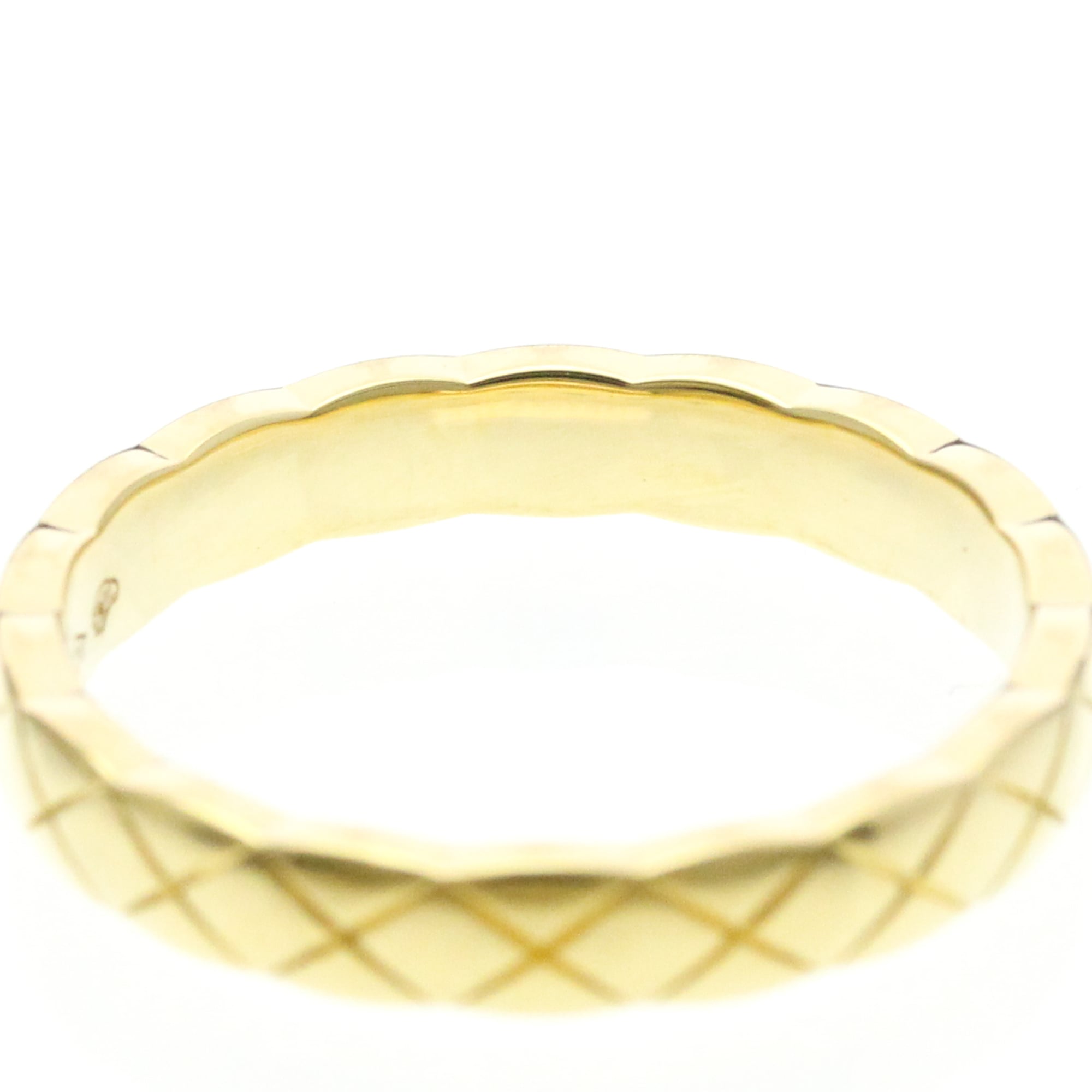 Chanel Coco Crush Mini · 18K Yellow Gold