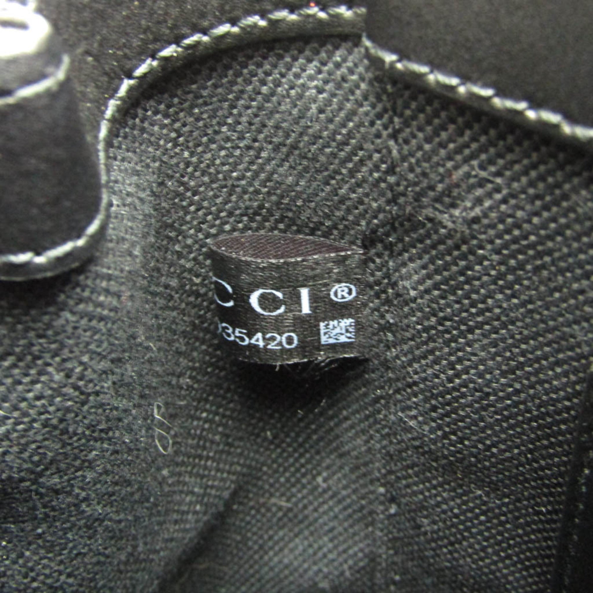 Gucci · GG Supreme Shoulder Bag