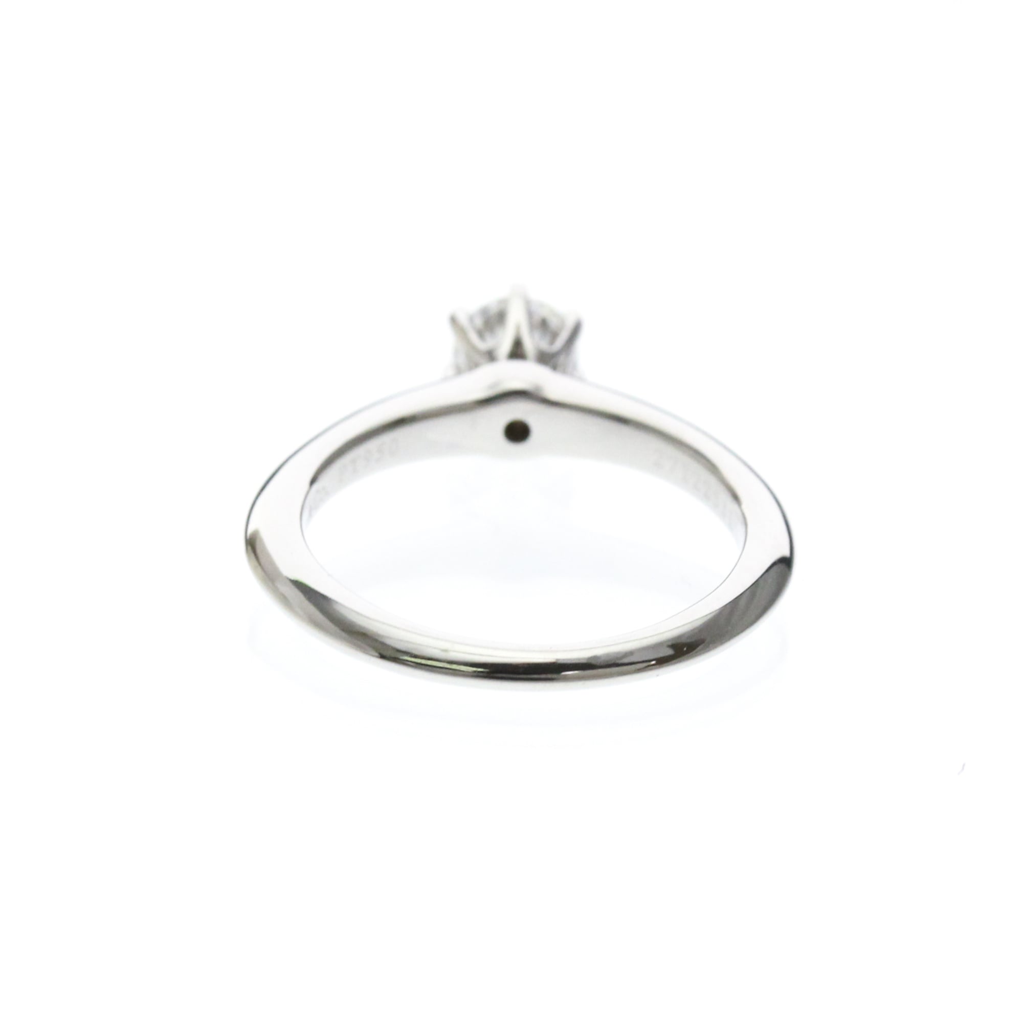 Tiffany Solitaire · Platinum · Diamond