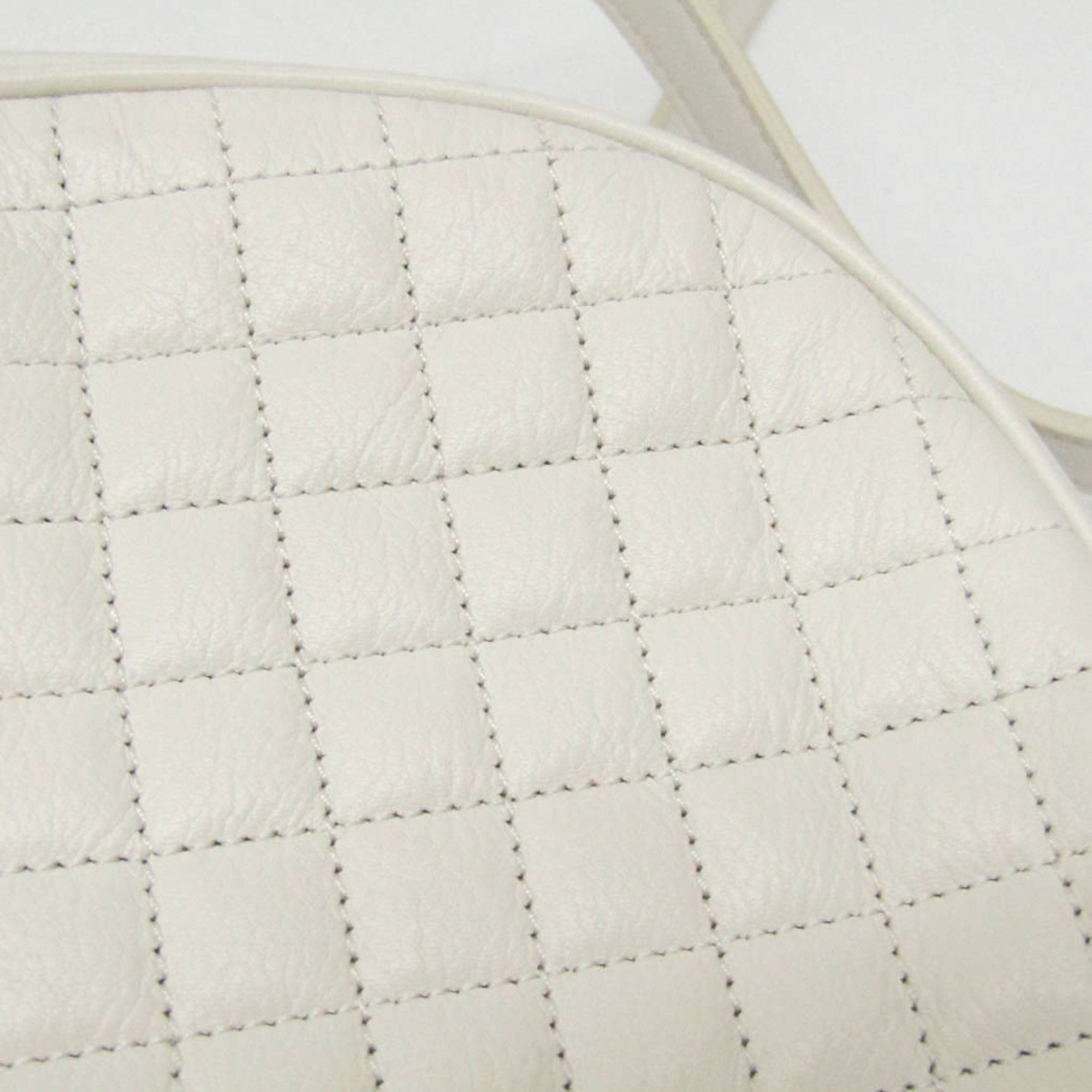 Celine C Charm Medium Camera · Calfskin