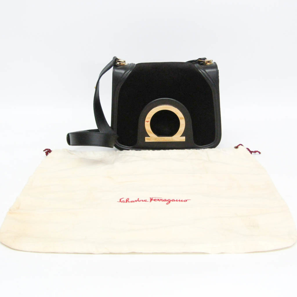 Salvatore Ferragamo Gancini · Leather & Suede