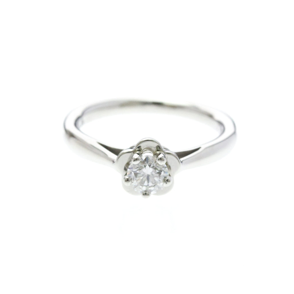 Chanel Camellia · Platinum · Diamond