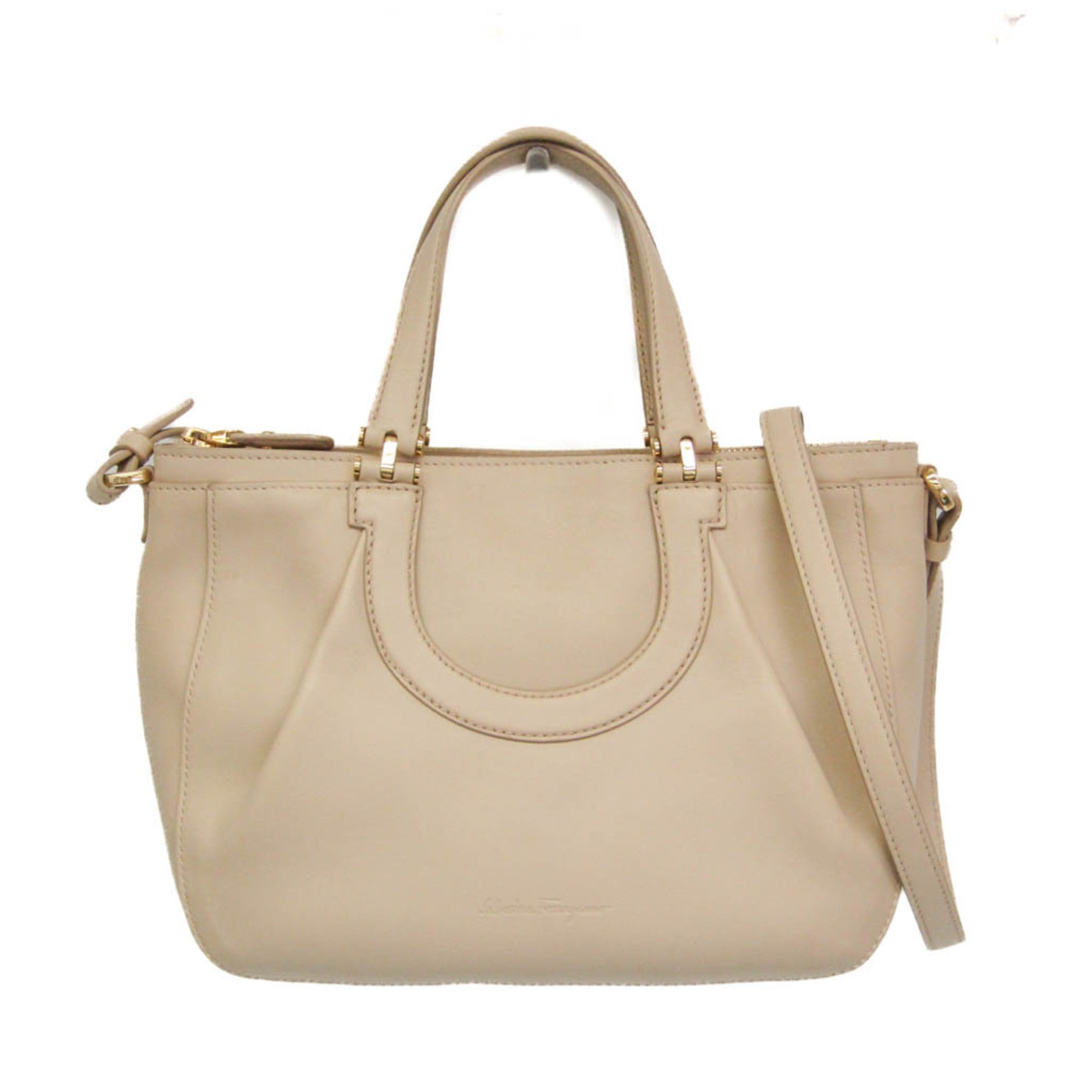 Salvatore Ferragamo Gancini · Leather