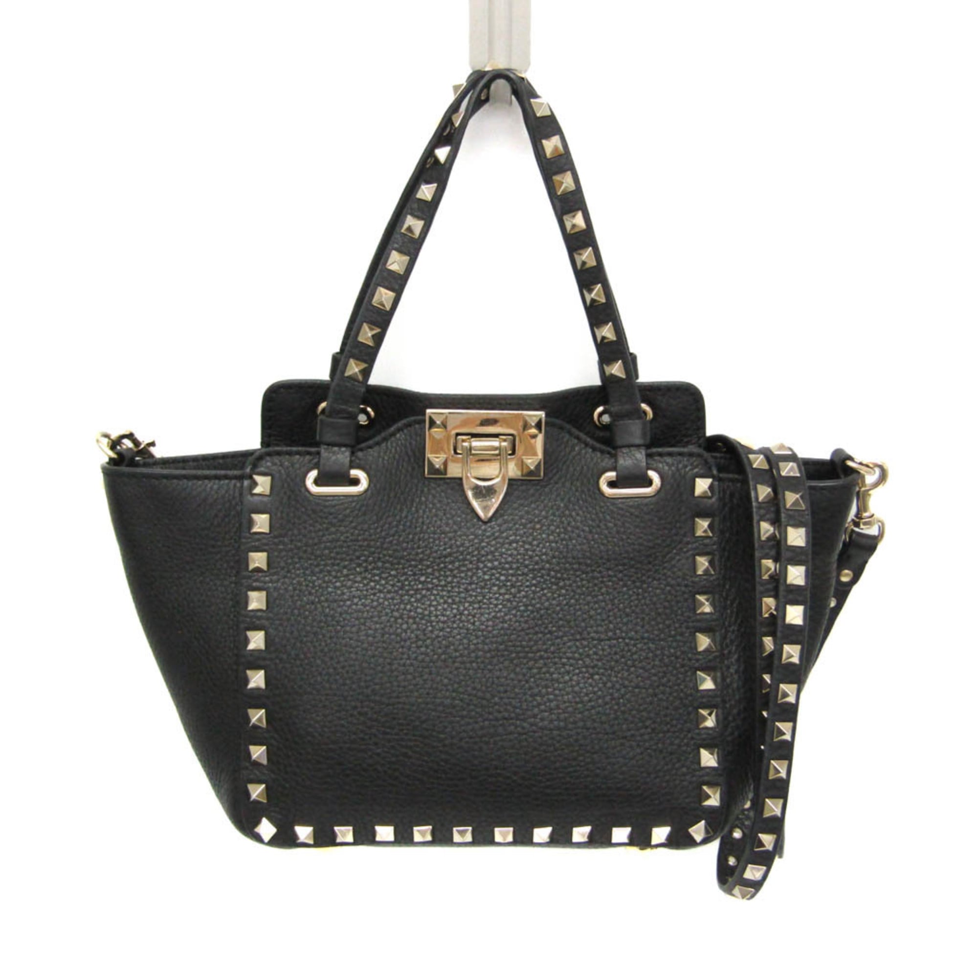 Valentino Garavani Lock Studs · Leather