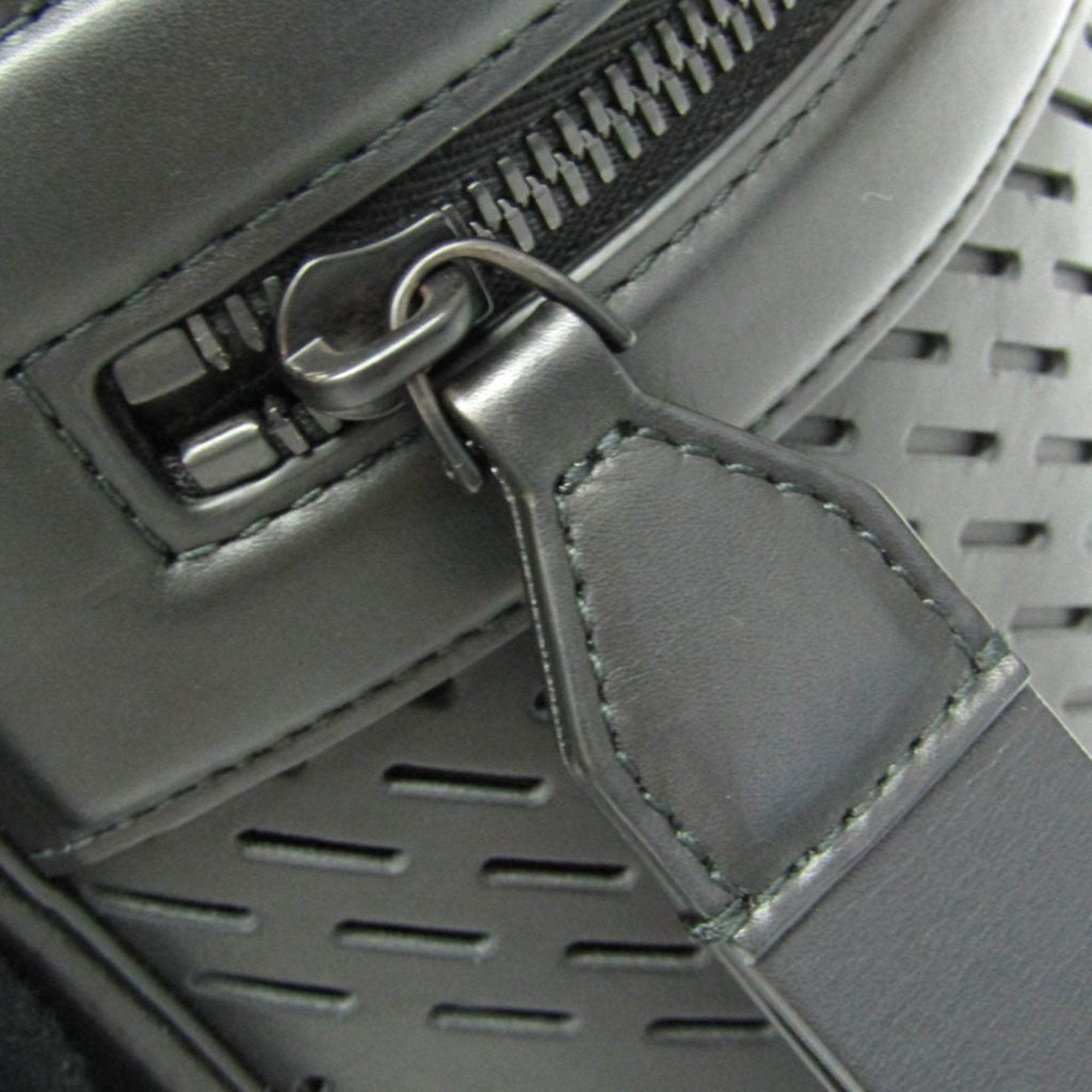 Bottega Veneta Drawstring Bucket · Leather