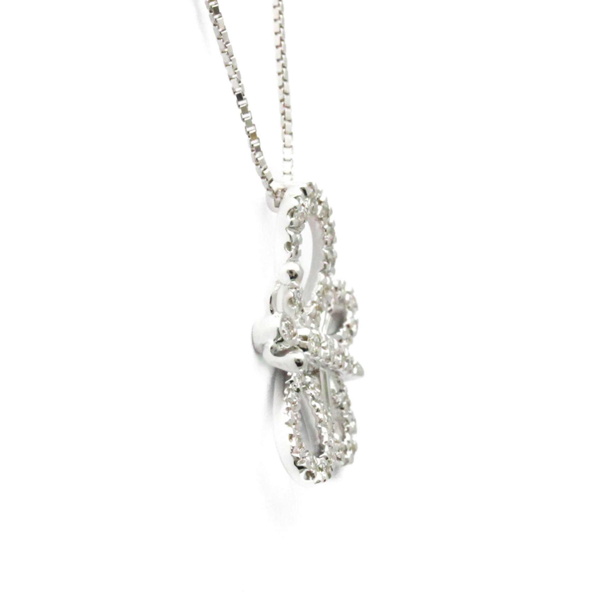 Gucci Butterfly · 18K White Gold · Diamond