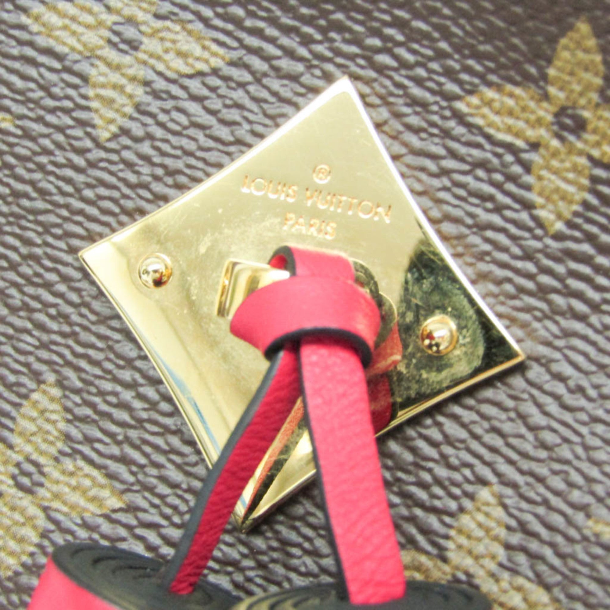 Louis Vuitton Saintonge · Monogram