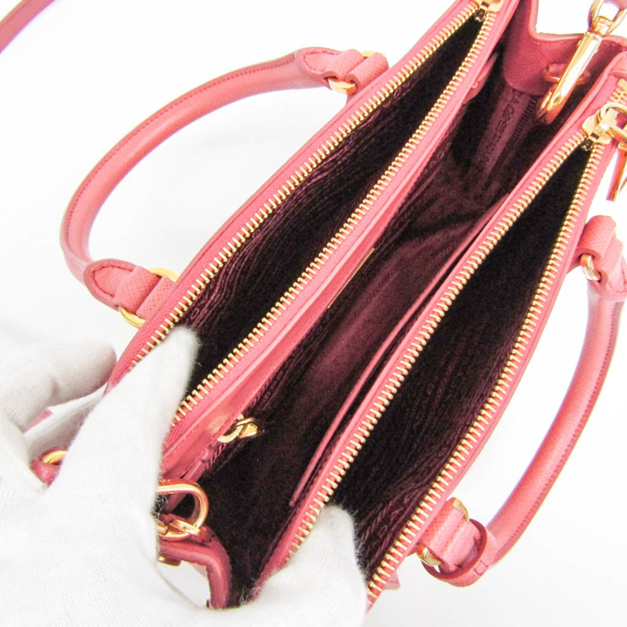 Prada Saffiano Galleria · Leather