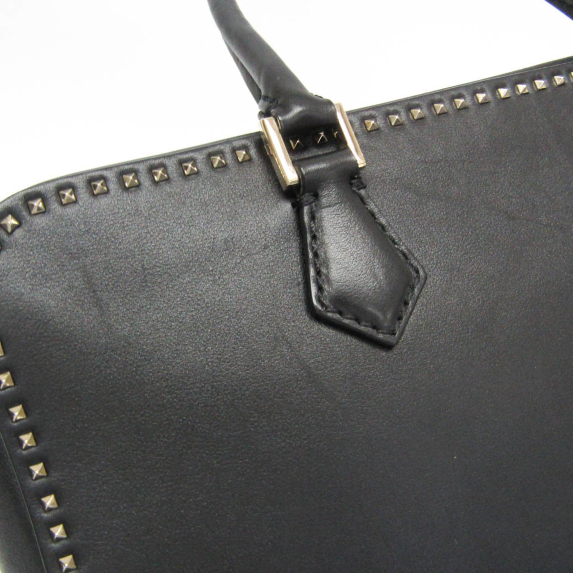 Valentino Garavani Lockstuds · Leather