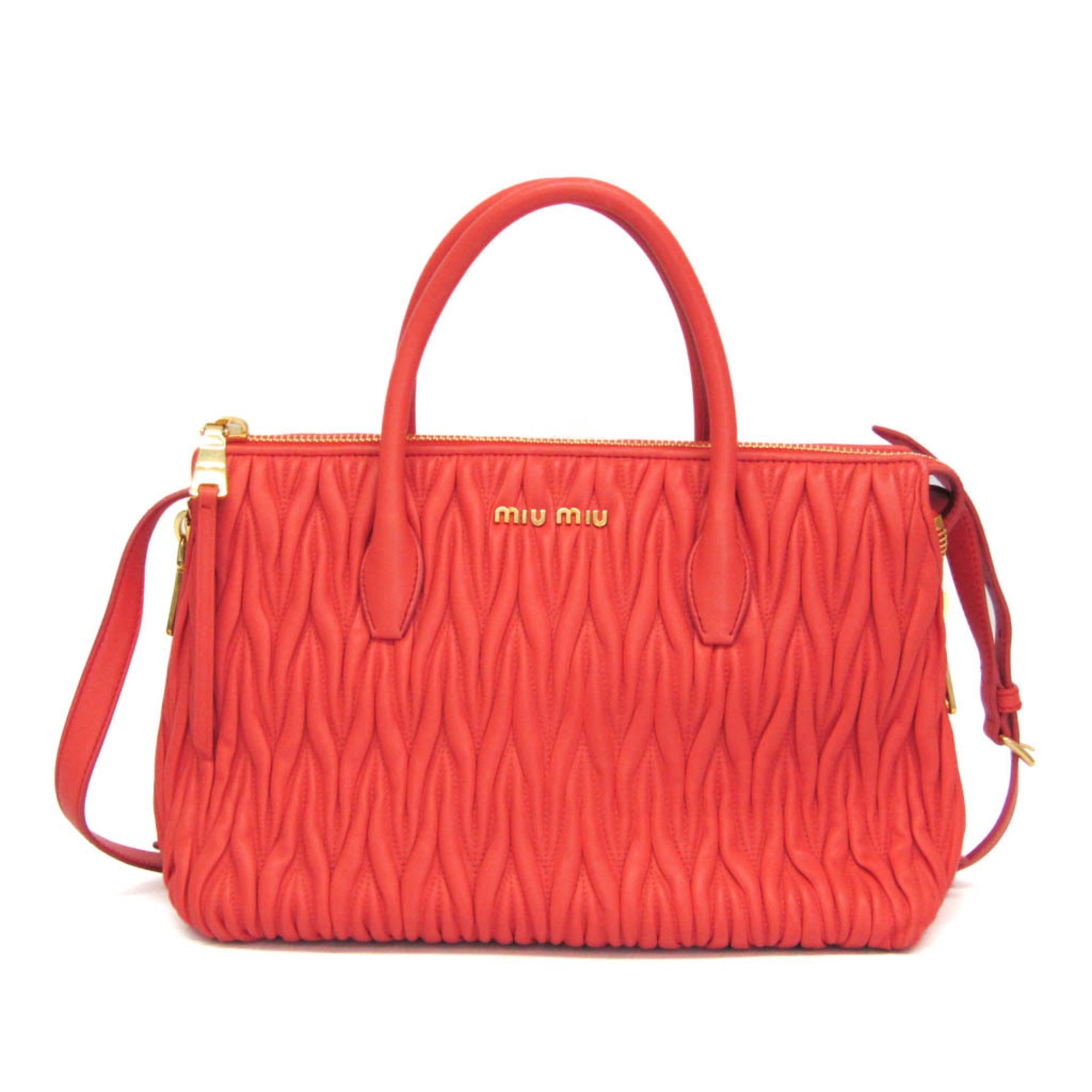 Miu Miu Matelassé · Leather