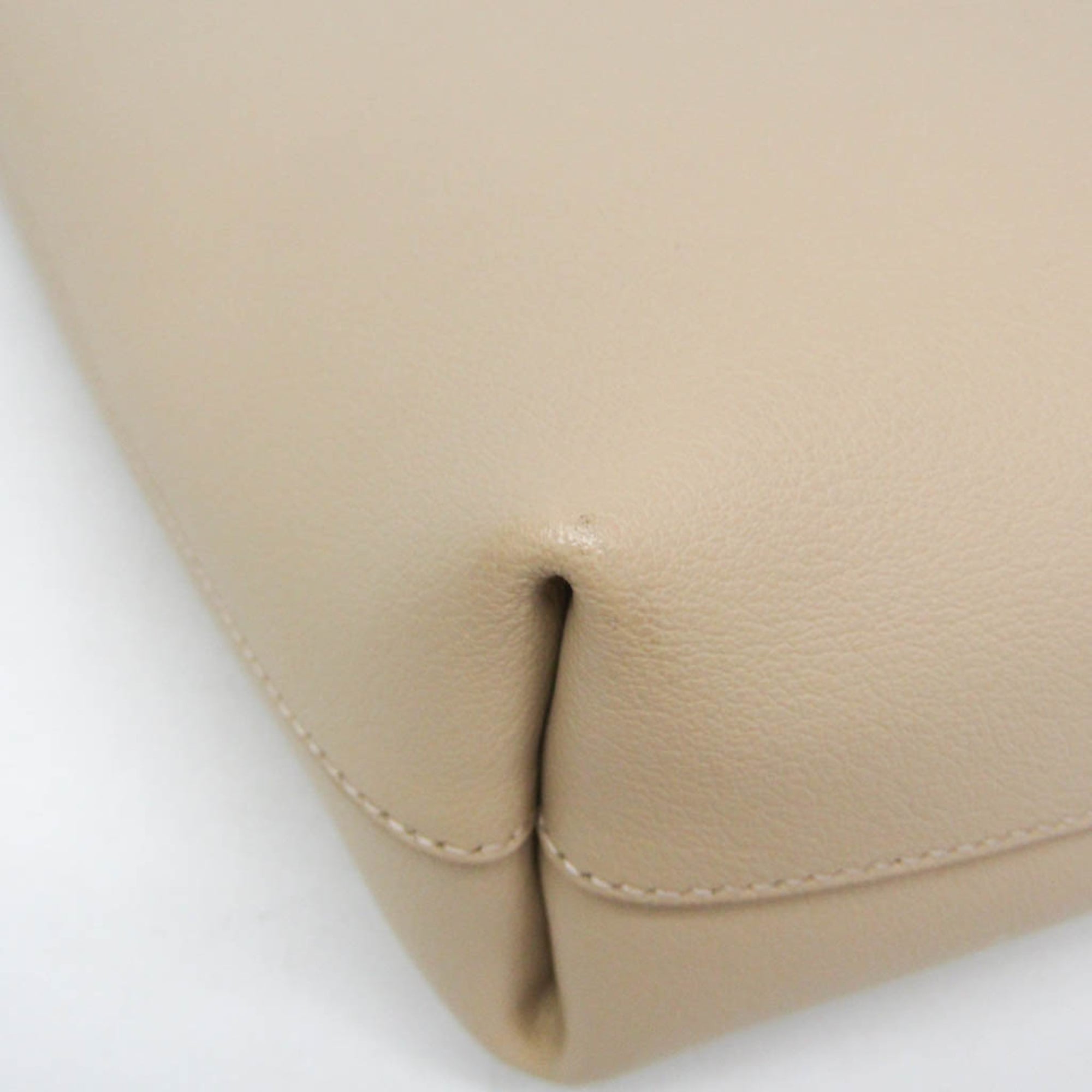 Yves Saint Laurent Toy Shopping · Leather