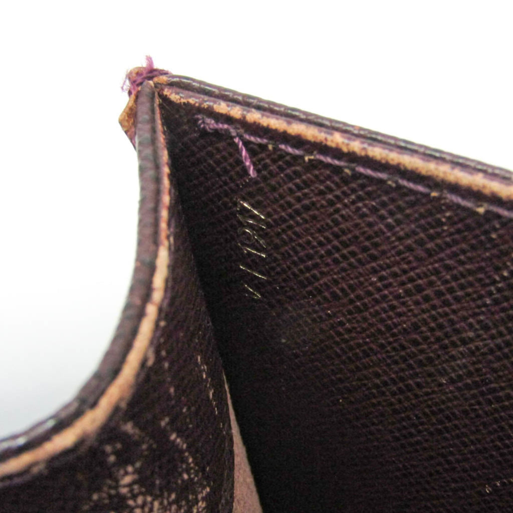 Louis Vuitton Serviette Clado · Taiga