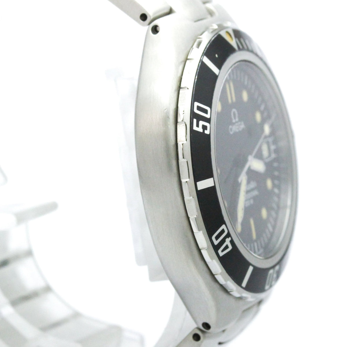 Omega Seamaster Professional 200M · Quartz