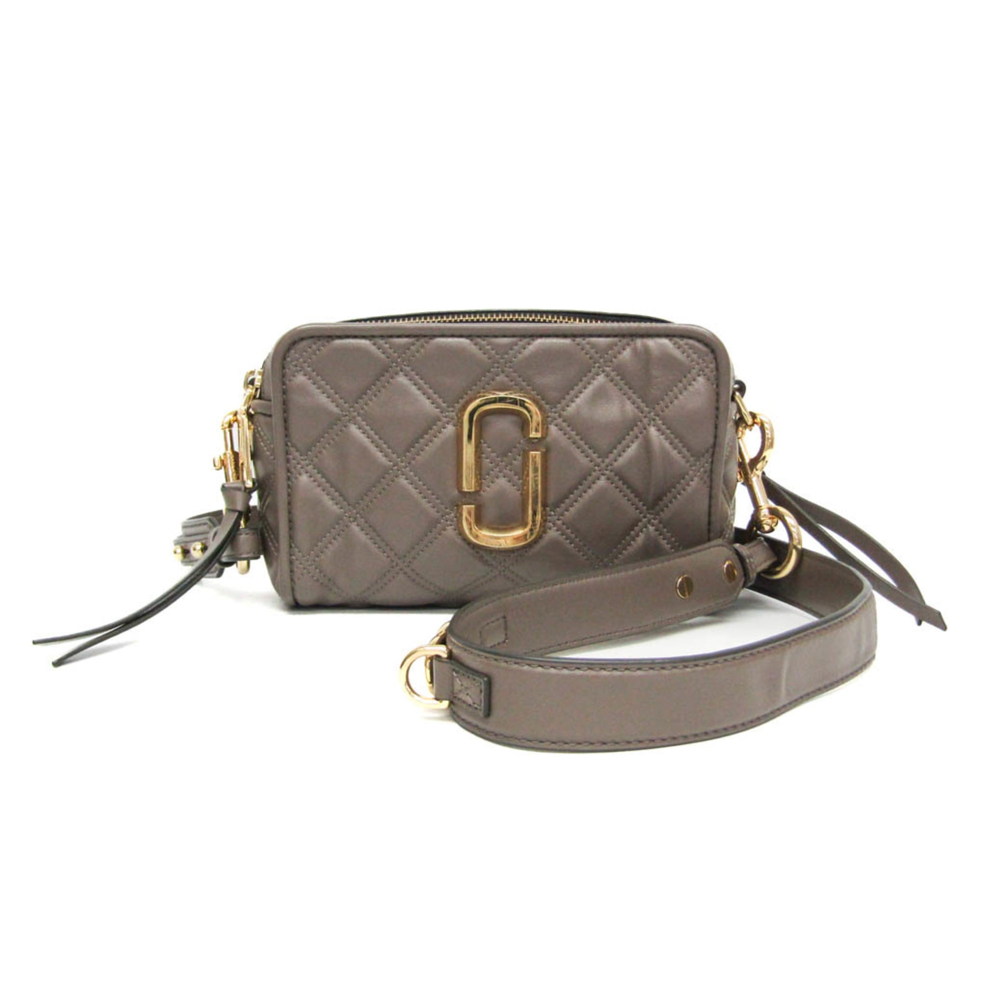 Marc Jacobs Quilted Softshot · Leather