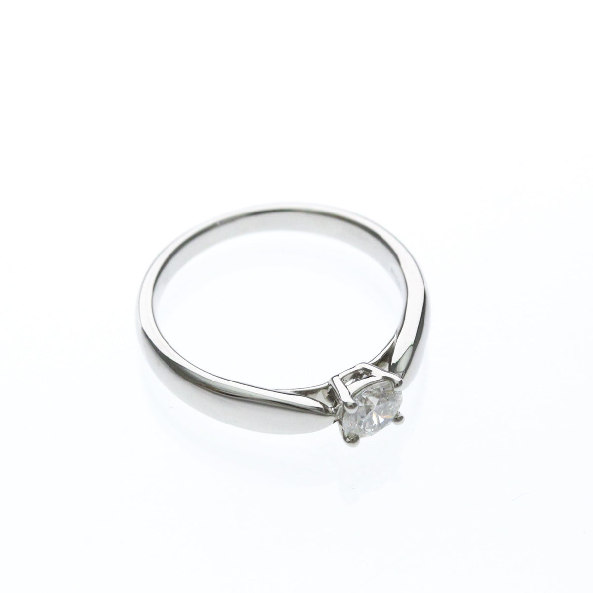 Tiffany Solitaire · Diamond · Platinum