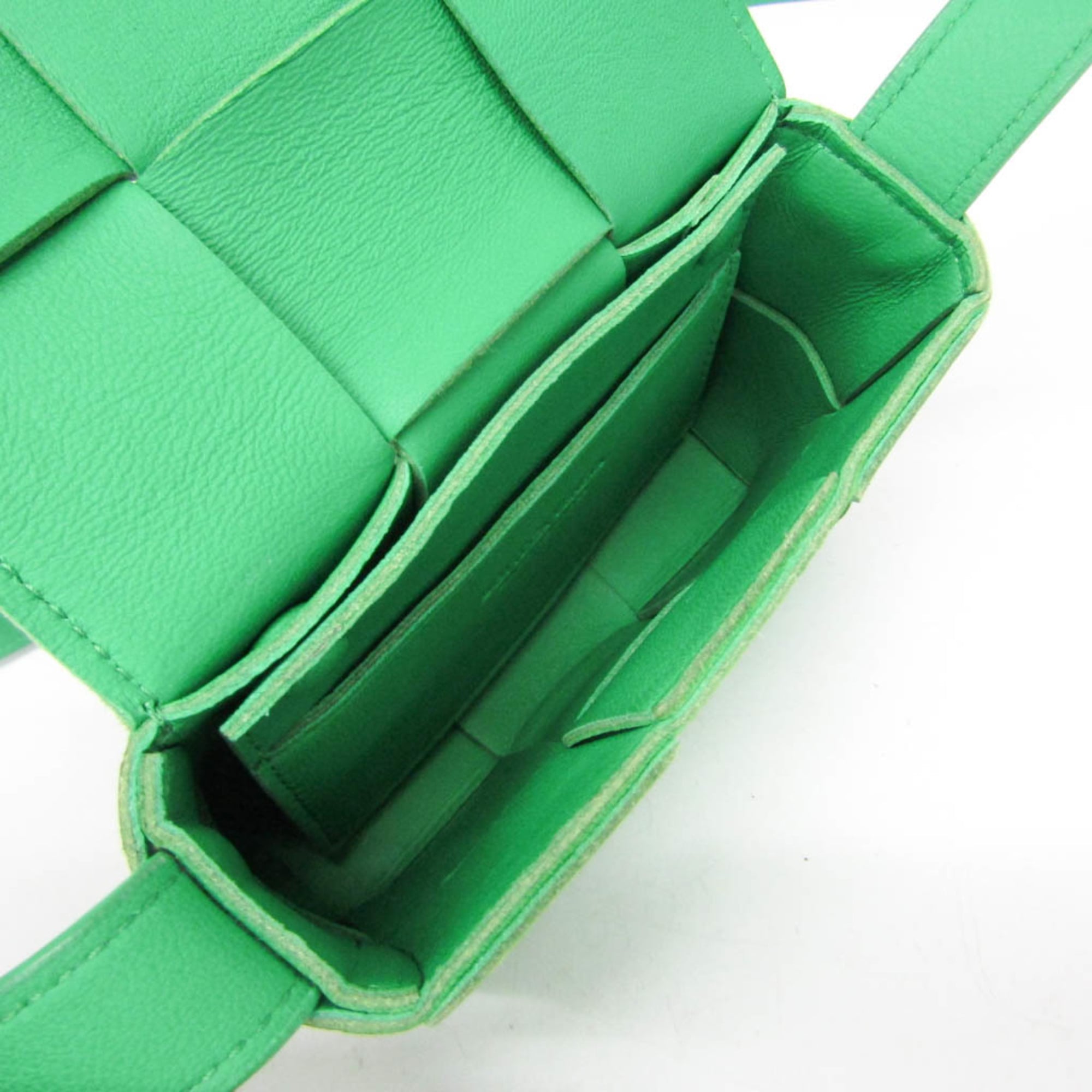 Bottega Veneta Intrecciato Cassette · Lamb