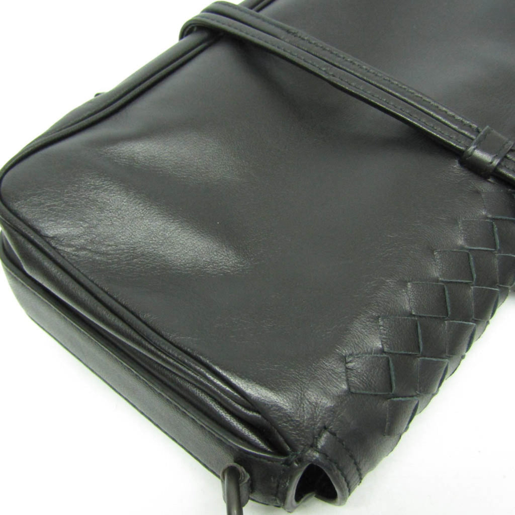 Bottega Veneta Intrecciato · Leather
