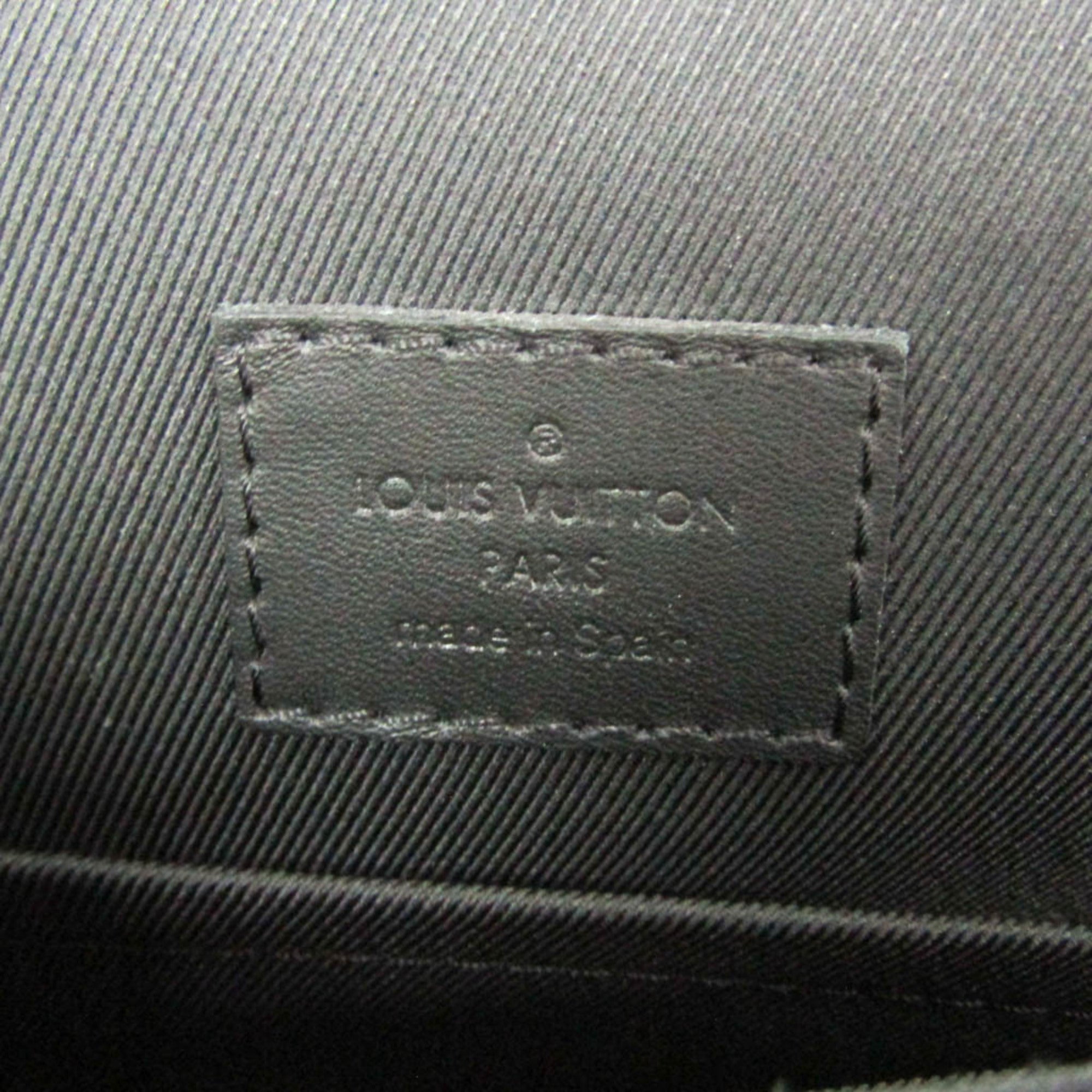 Louis Vuitton District PM · Damier Infini
