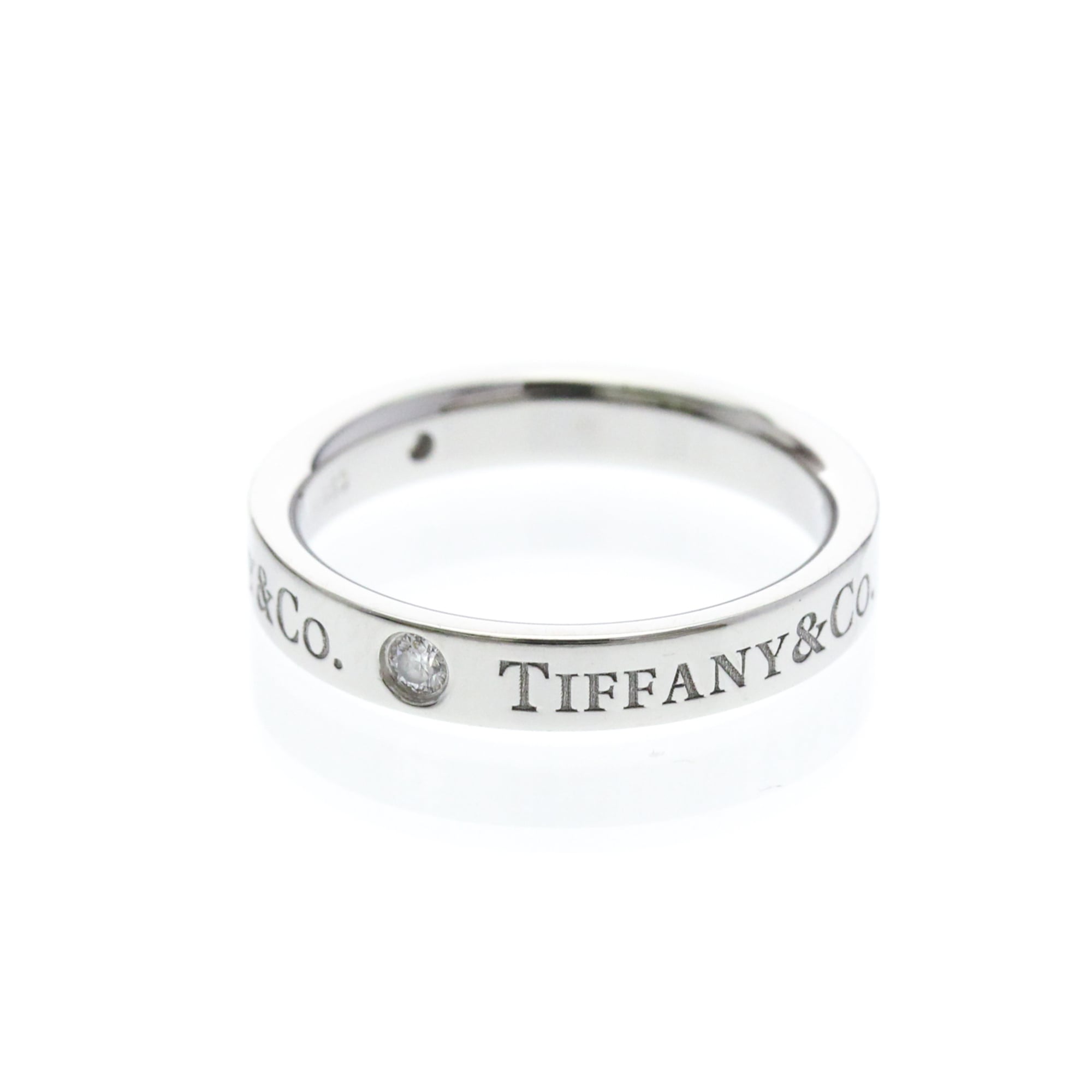 Tiffany Three Diamond · Platinum