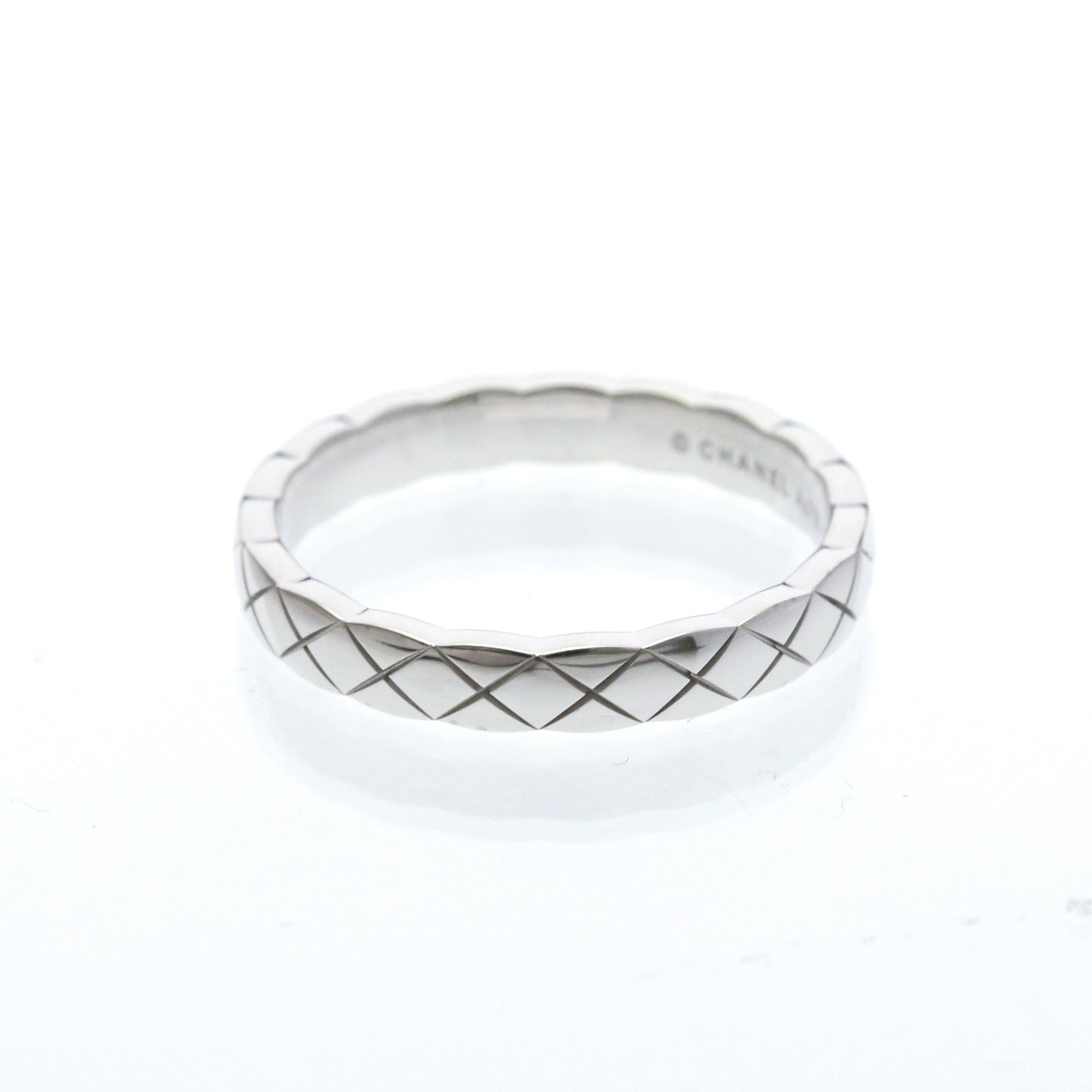 Chanel Coco Crush · 18K White Gold