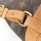 Louis Vuitton Montsouris MM · Monogram