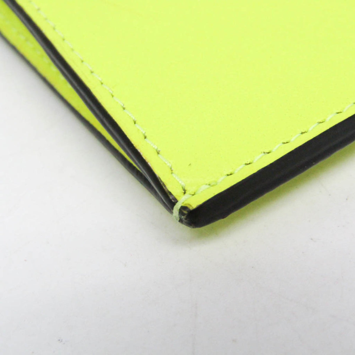 Valentino Garavani · Leather Smartphone Holder