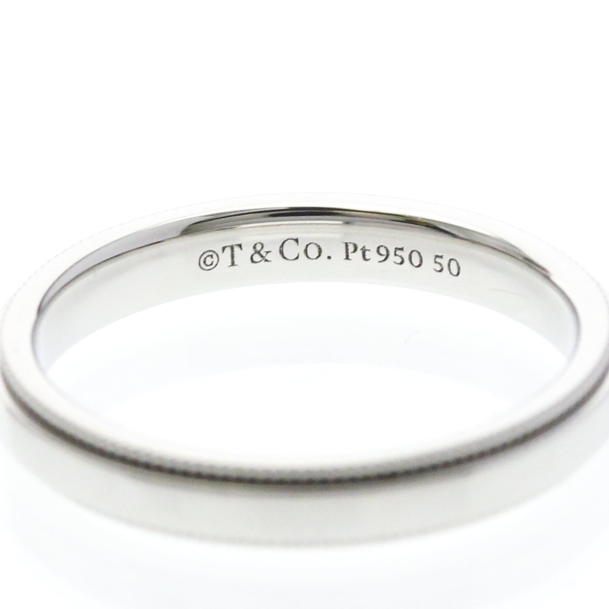 Tiffany Milgrain Band Ring · Platinum