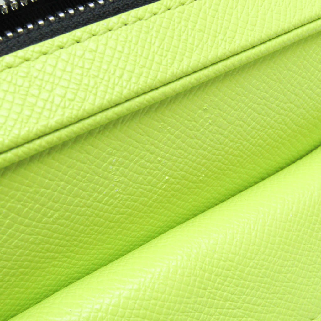 Louis Vuitton Outdoor Messenger · Taigarama
