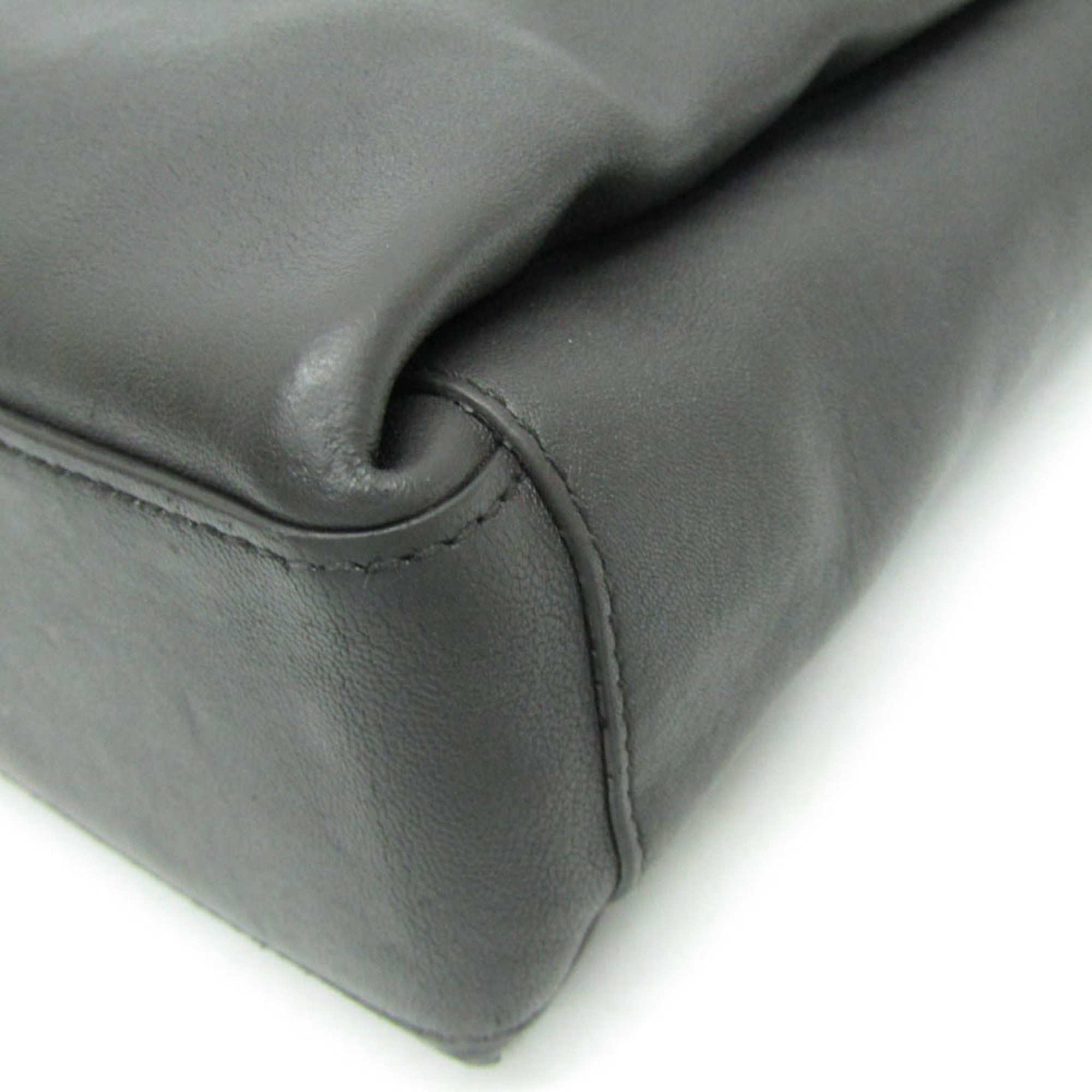Bottega Veneta Intrecciato · Leather