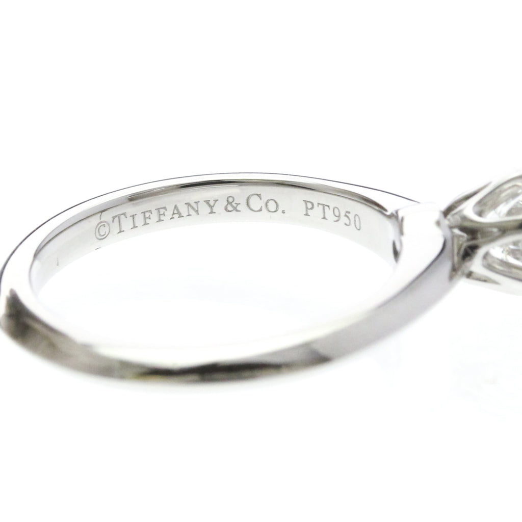 Tiffany Solitaire Diamond · Platinum