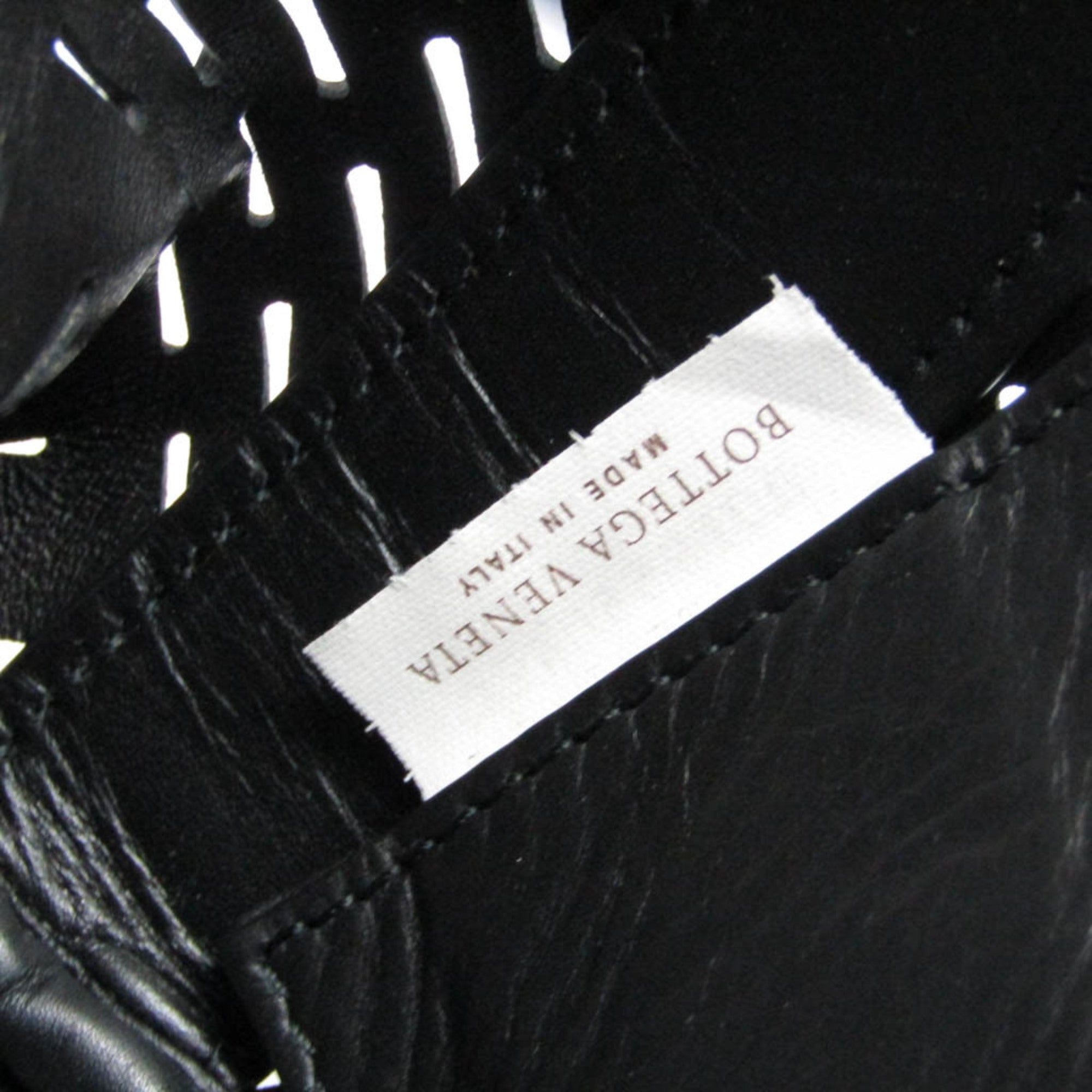 Bottega Veneta Drawstring Bucket · Leather